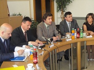  Brodsko-posavska županija : Potpisani sporazumi o osnivanju One-Stop Service Centra 