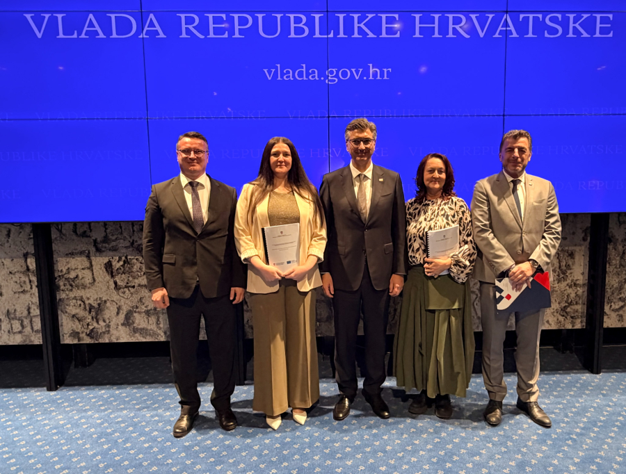 VIŠE OD DVA MILIJUNA EURA ZA DOGRADNJU ŠKOLA U BRODSKO-POSAVSKOJ ŽUPANIJI