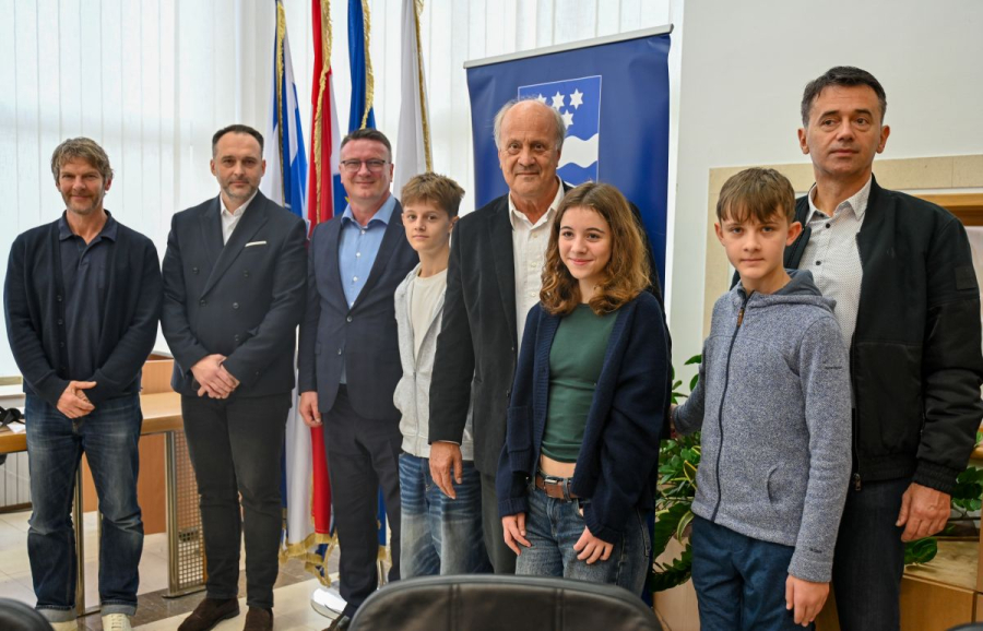 GLUMCI I DJELATNICI NA FILMU „260 DANA“ NA PRIJEMU KOD ŽUPANA DANIJELA MARUŠIĆA