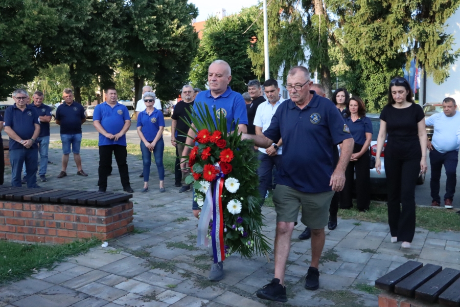 SJEĆANJE NA POGINULE PRIPADNIKE „SOKOLOVA“ U NOVOJ GRADIŠKI