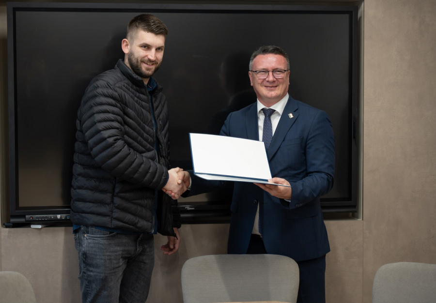 BRONČANI ANTONIO SEKULIĆ NA PRIJEMU U BRODSKO-POSAVSKOJ ŽUPANIJI