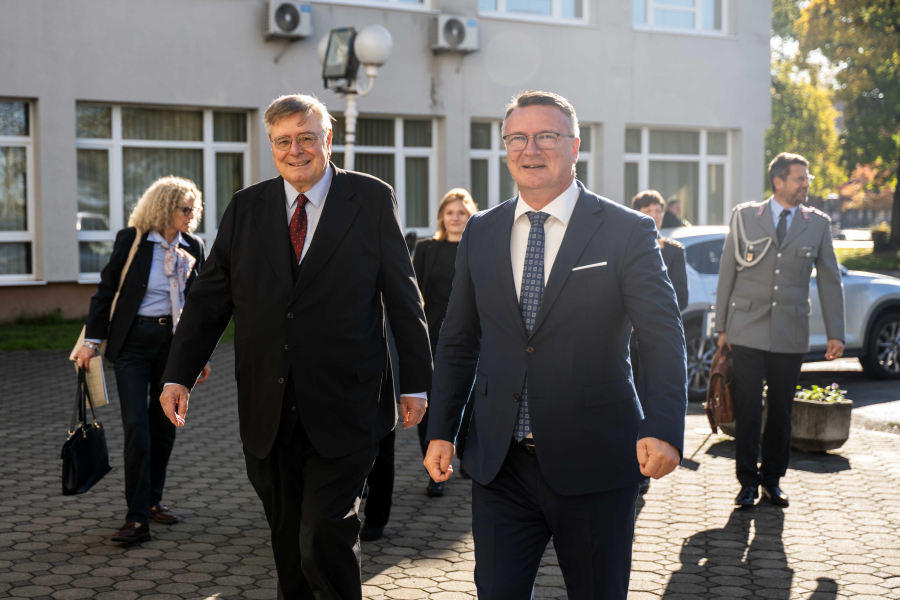 VELEPOSLANIK SAVEZNE REPUBLIKE NJEMAČKE U POSJETU BRODSKO-POSAVSKOJ ŽUPANIJI