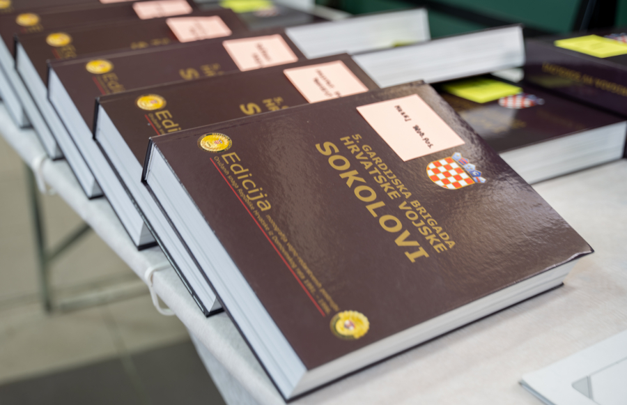 PREDSTAVLJENA MONOGRAFIJA 5. GARDIJSKE BRIGADE HRVATSKE VOJSKE „SOKOLOVI“