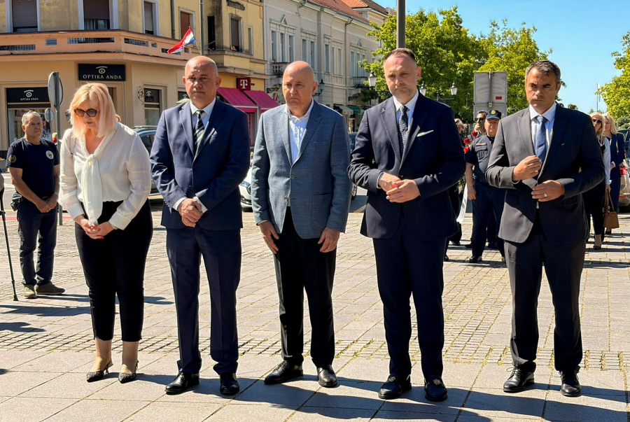 SVEČANO OBILJEŽEN DAN DRŽAVNOSTI